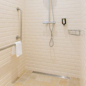 Accessible shower_hotel Cadaqués_Spain