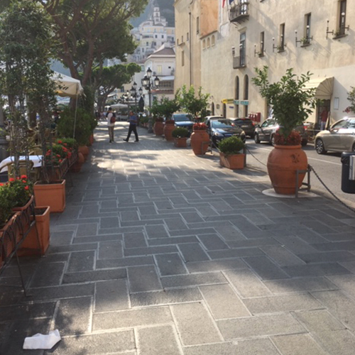 Flat streets Amalfi