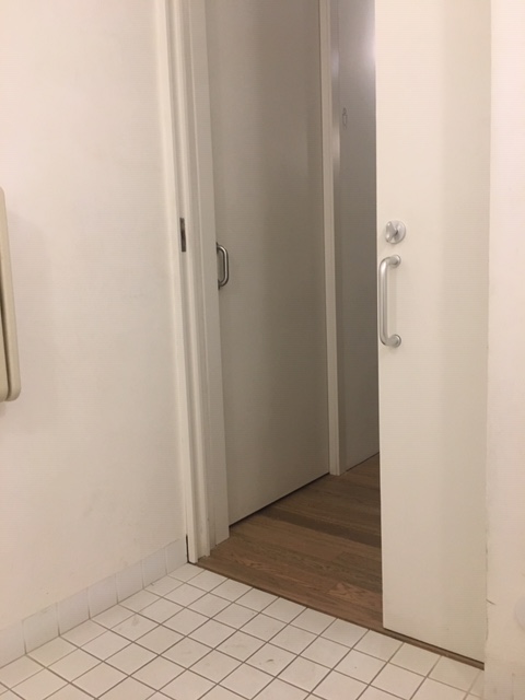 Casa Vicens Accessible Bathroom Open Door