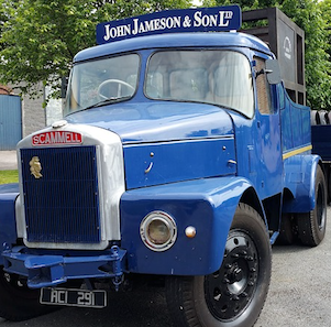 Oldtimer John Jameson & Son Truck with Whiskey Barrels