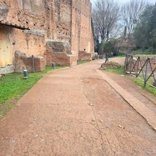 Accessible Ground palatine hill showing the ground 2