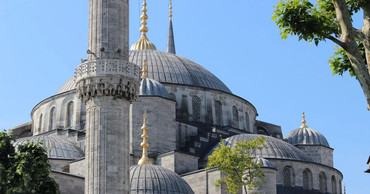 Blue Mosque outside