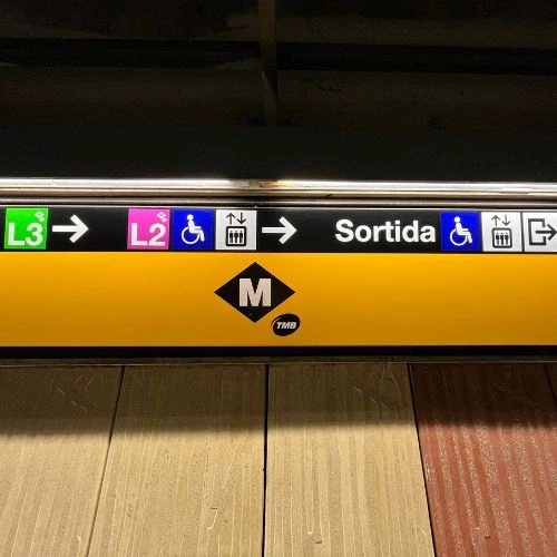 metro lines indication