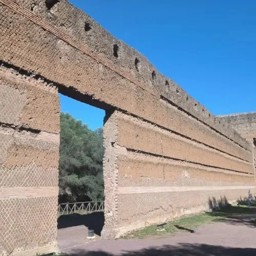Pecile Portico 1