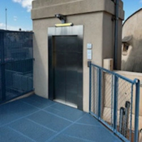 Rooftop platform