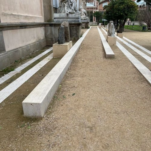 stairs that double as a ramp to the exhibition center