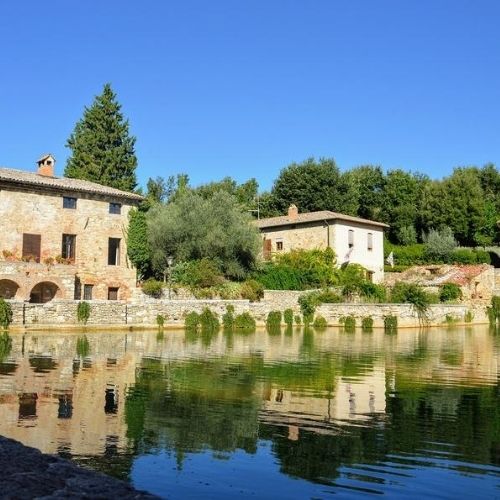 val d'orcia waterside