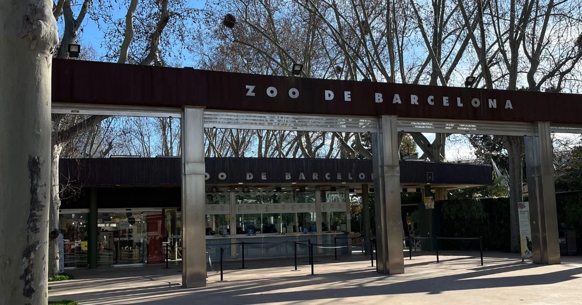 Barcelona Zoo entrance
